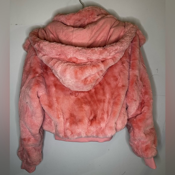 Alo Yoga foxy faux fur jacket in pink sz small - Picture 3 of 3
